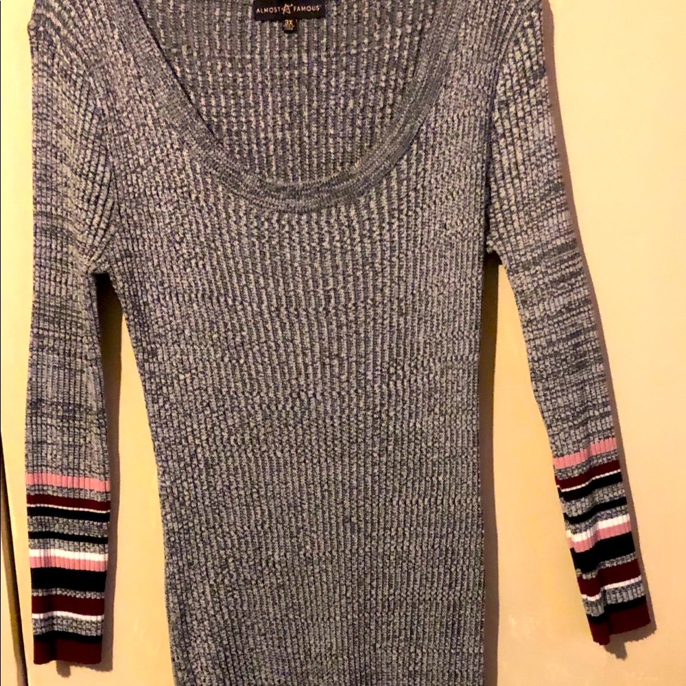 Women’s Almost Famous Long Sleeved Size 3X Sweater Dress!